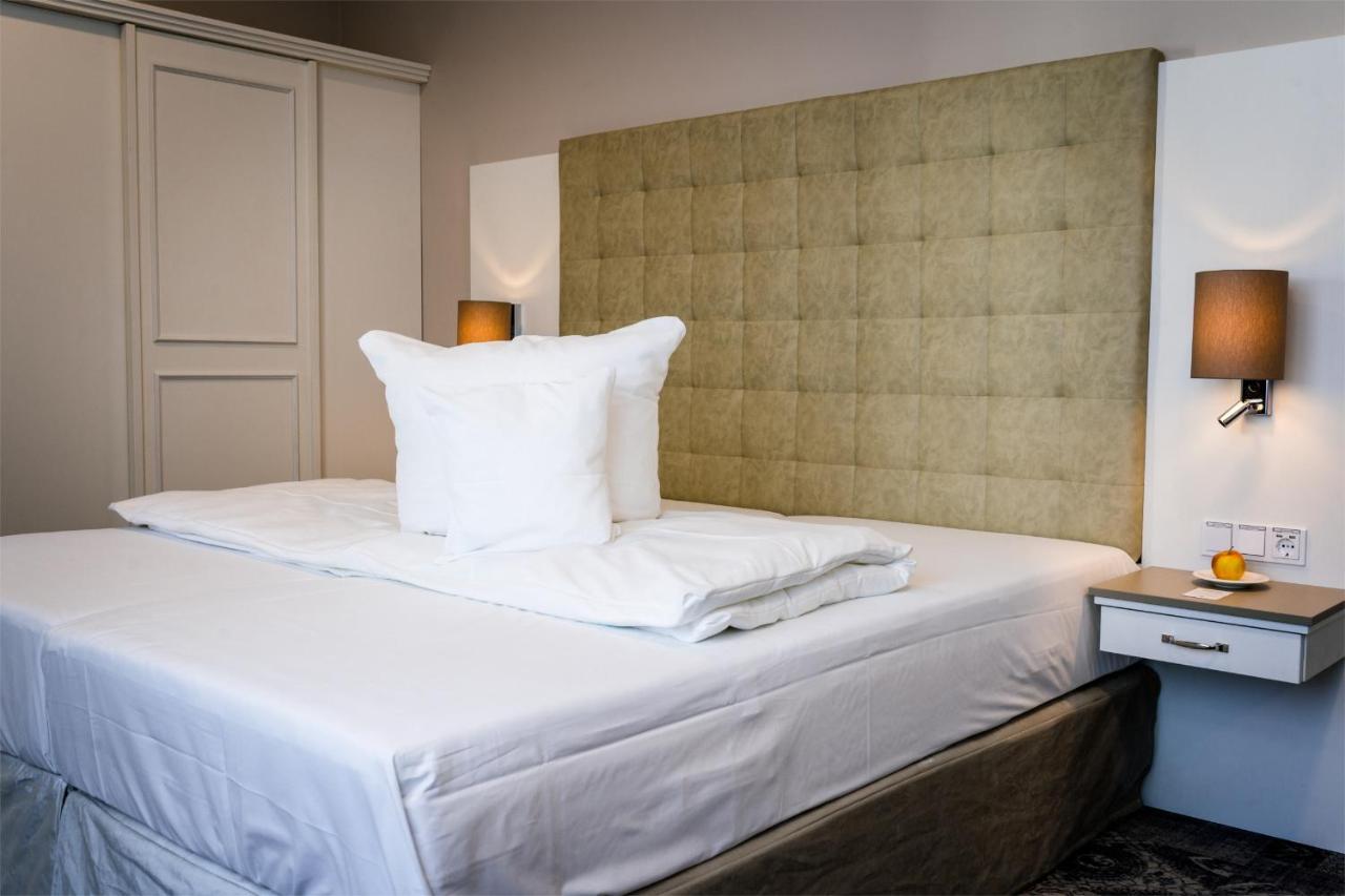 Schlosshotel Bad Neustadt Bad Neustadt an der Saale Eksteriør bilde